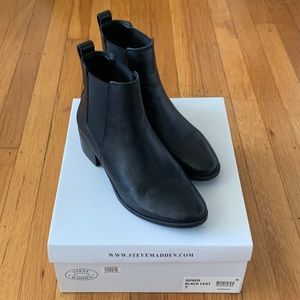 Steve Madden Dover Chelsea Boots